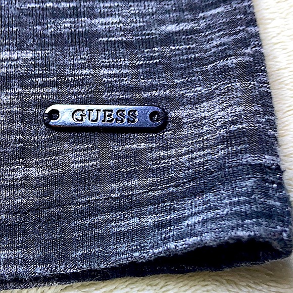 Guess Quilted Panel Long Sleeve - Picture 4 of 4